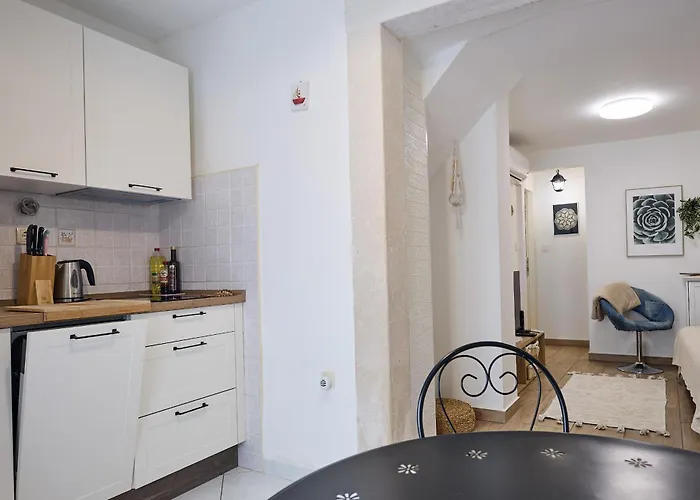 Cvita's Charming Place Apartament Split